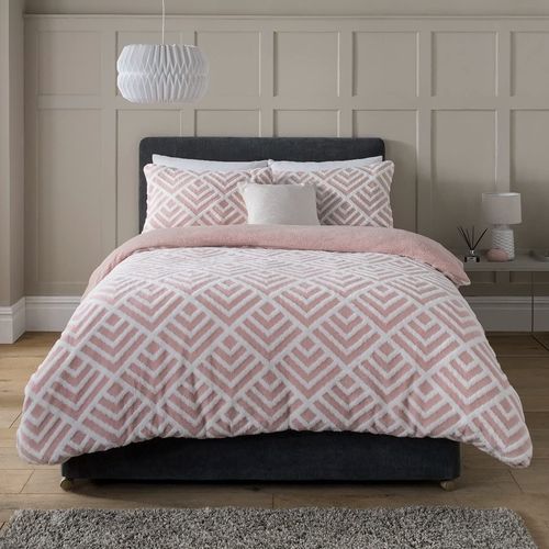 Geo Jacquard Fleece Duvet Set Blush color